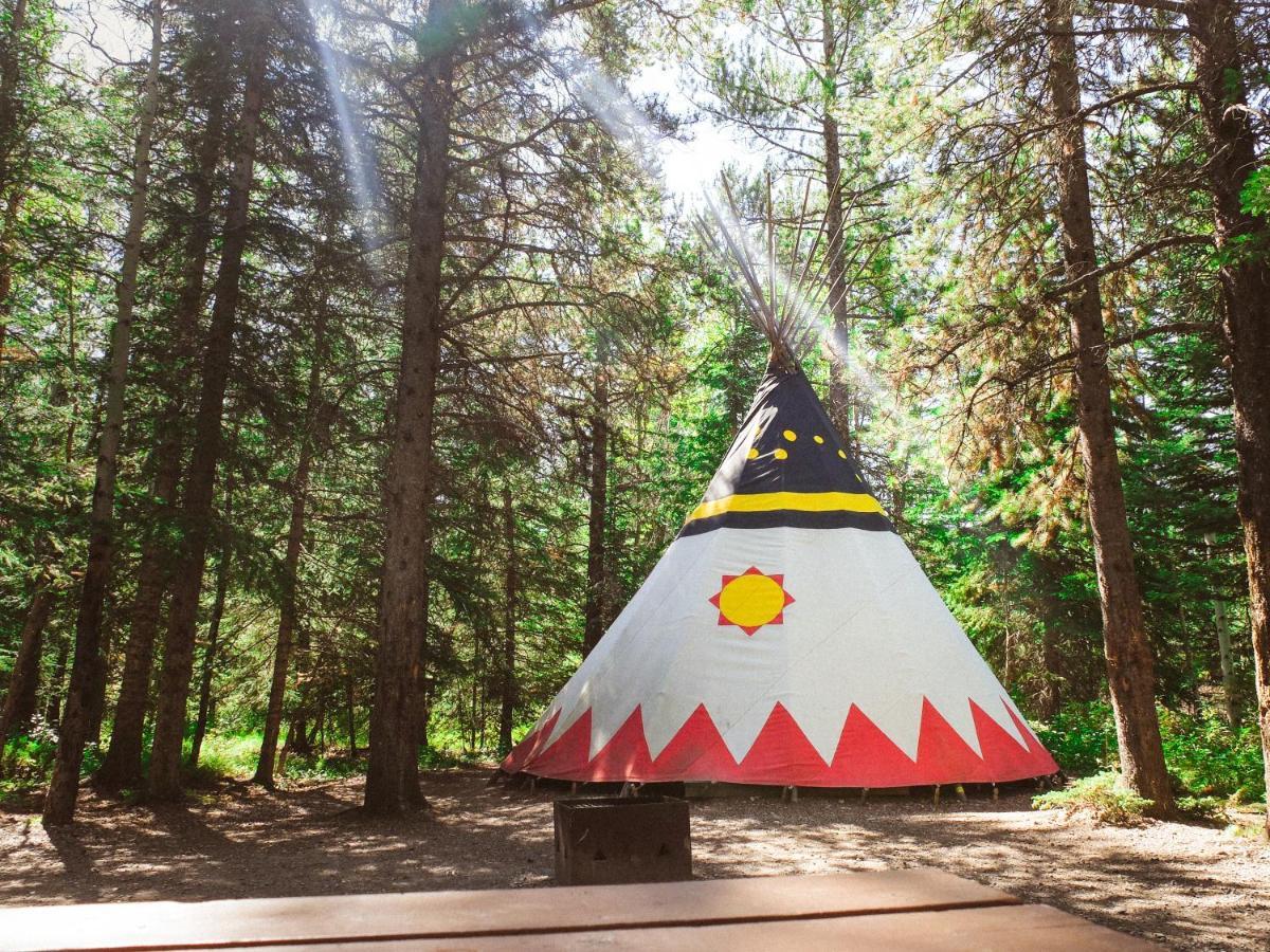 Sundance By Basecamp Hotel Kananaskis Exterior foto